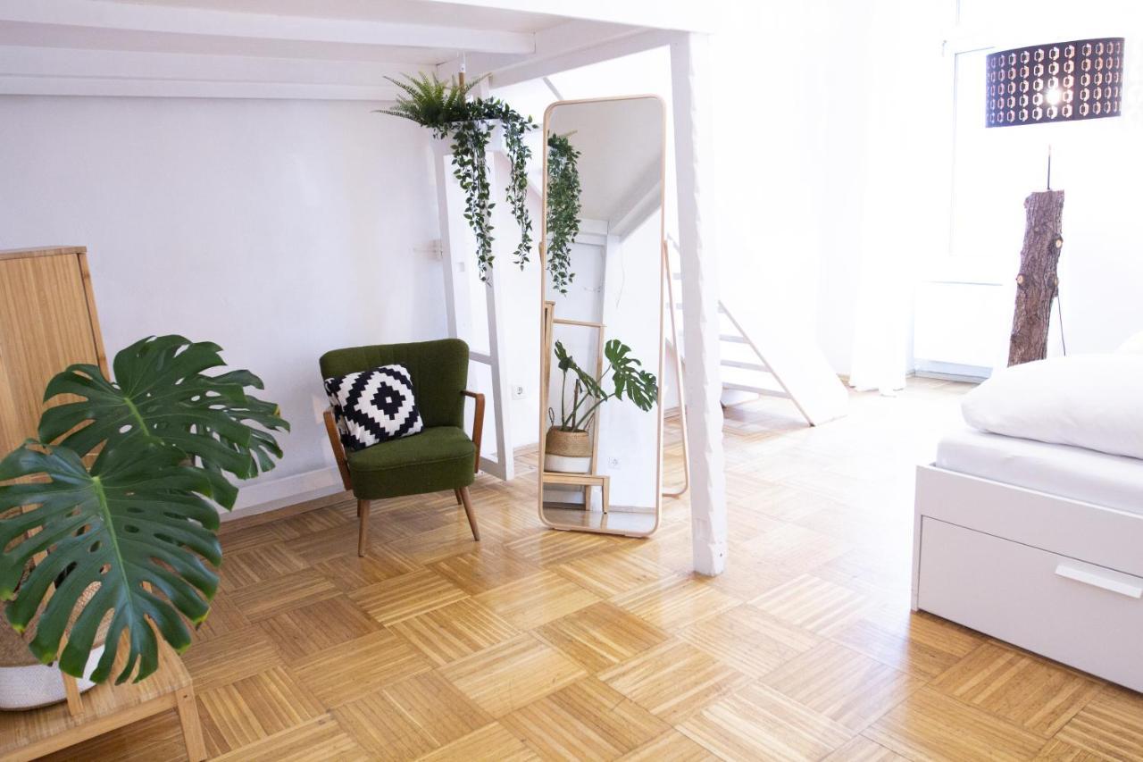Central Modern Garden-Apartment Next To Belvedere Palace Bécs Kültér fotó